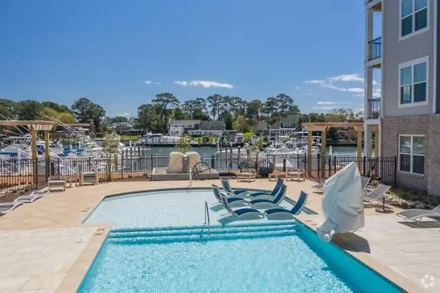 National At Pearl Apartment Virginia Beach